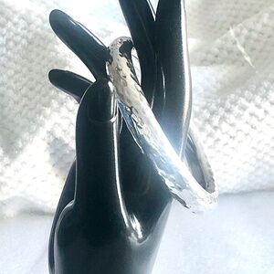 SILPADA Sterling Silver Hammered Oval Bangle Bracelet B31117